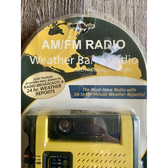 AM/FM / WEATHERBAND POCKET RADIO WITH PIVOTING LED NIGHT LIGHT NEW UNBRANDED - Picture 2 of 5